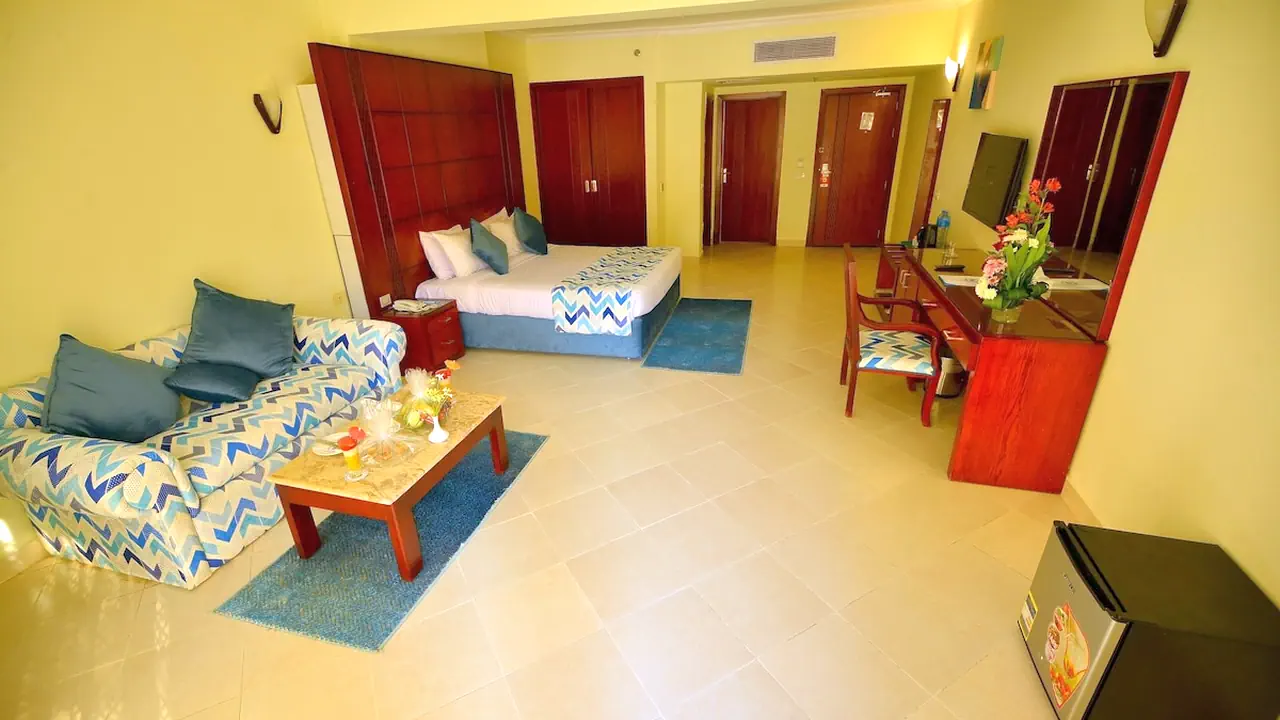 Hotel edge by Rotana Sea Beach - Sharm Elshikh